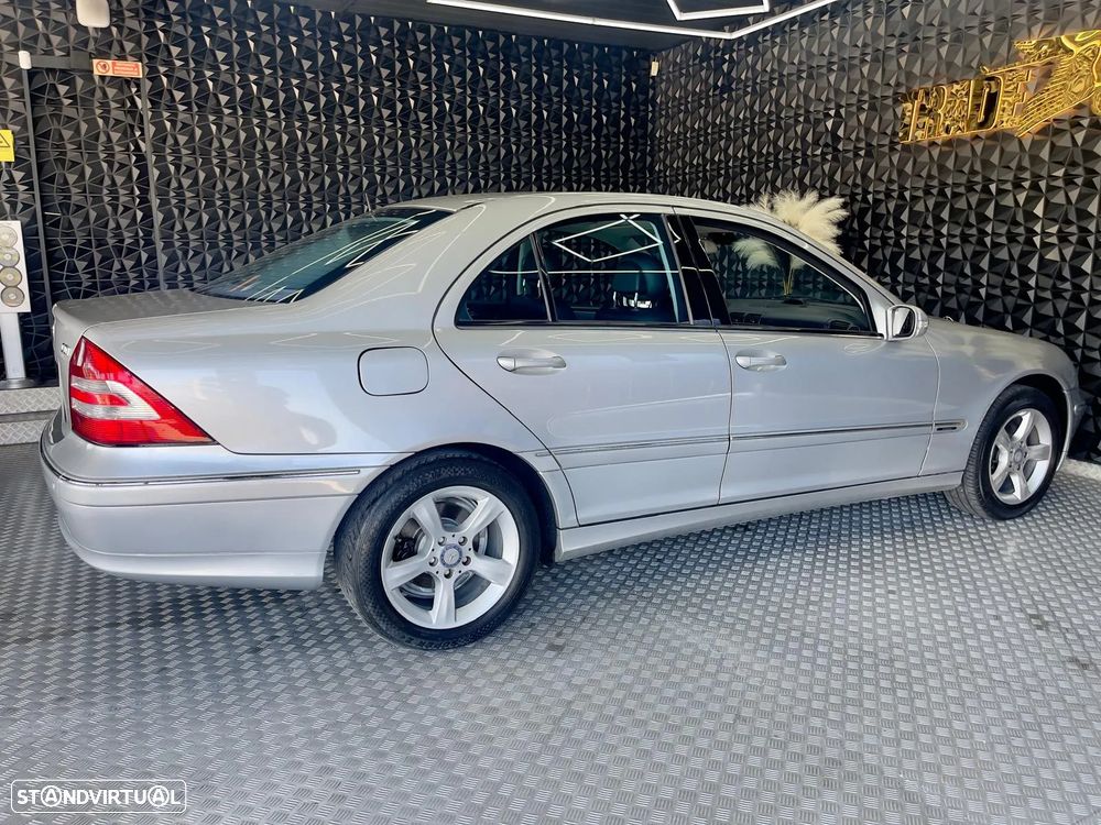 Mercedes-Benz C 220 CDI Avantgarde Aut. - 32