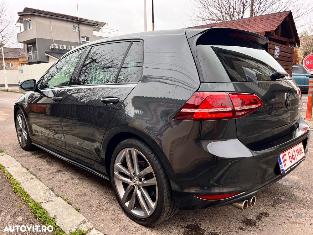 Volkswagen Golf GTD 2.0 TDI SCR DSG - 10