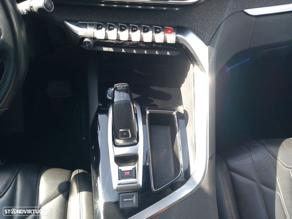 Peugeot 3008 1.6 BlueHDi Allure EAT6 - 22