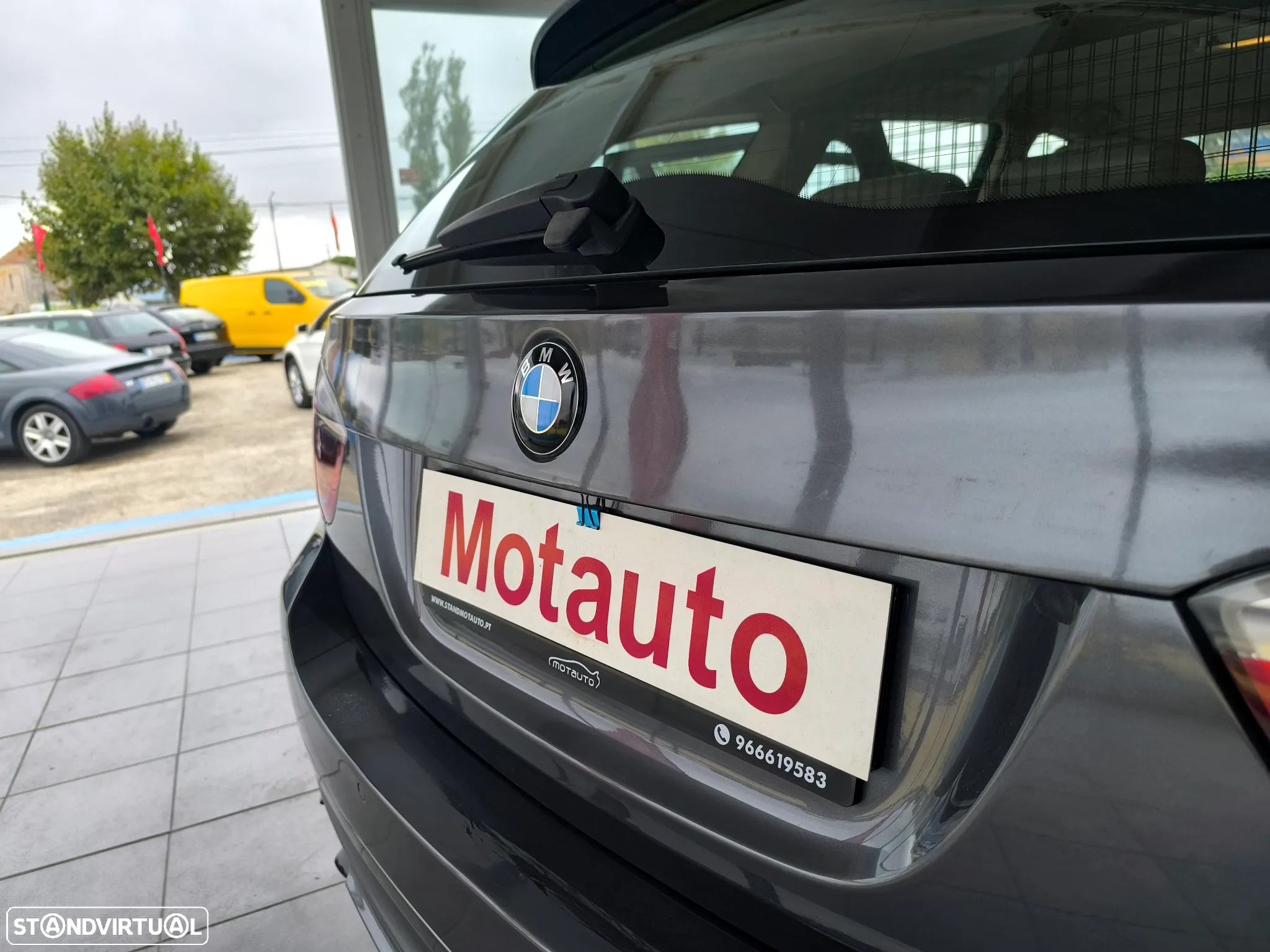 BMW 320 d Touring - 32