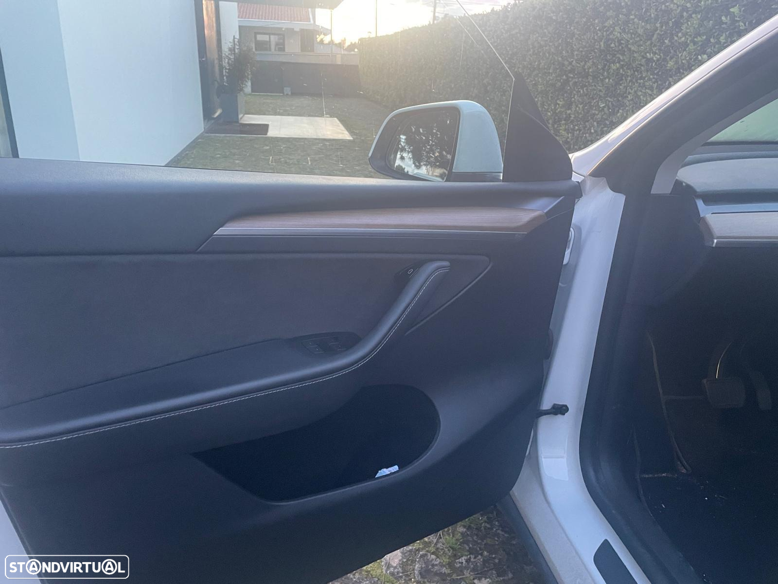 Tesla Model Y Long Range Tração Integral - 6