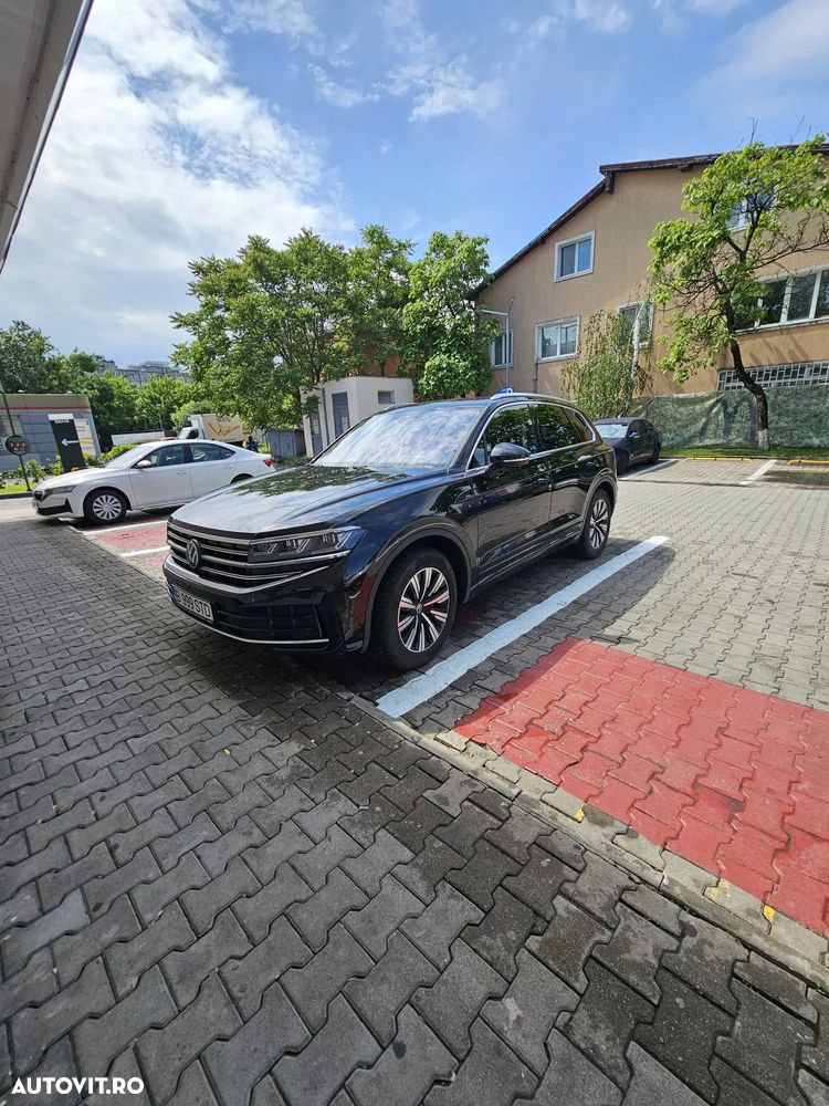Volkswagen Touareg V6 TDI 4MOTION Elegance - 5