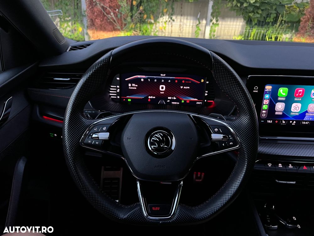 Skoda Octavia 2.0 TDI DSG 4X4 RS Plus - 12