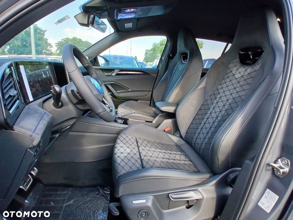 Volkswagen Tiguan - 8