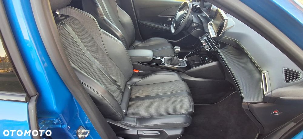 Peugeot 208 PureTech 100 GT - 13