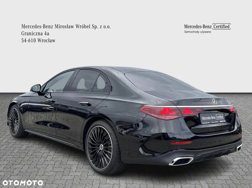 Mercedes-Benz Klasa E 220 d 4Matic 9G-TRONIC Edition AMG Line - 3
