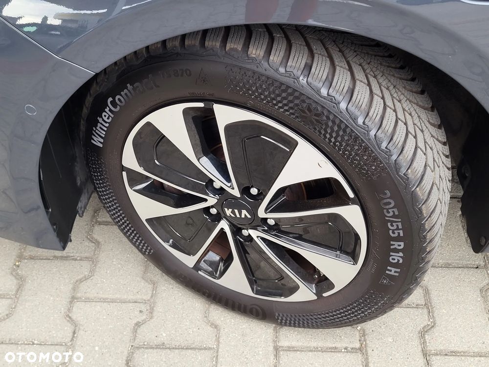 Kia Ceed 1.6 GDI PHEV XL DCT - 37
