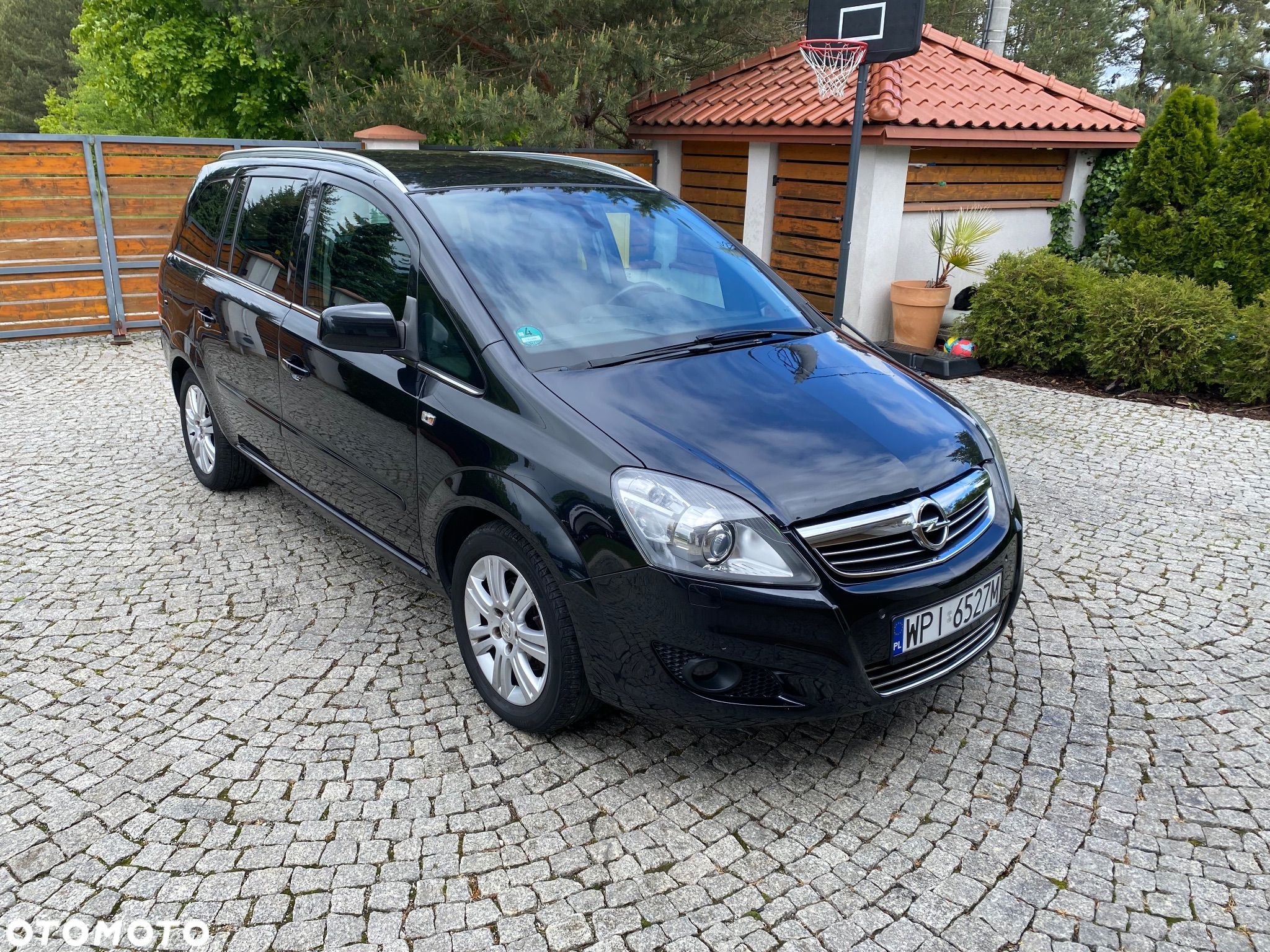 Opel Zafira - 1