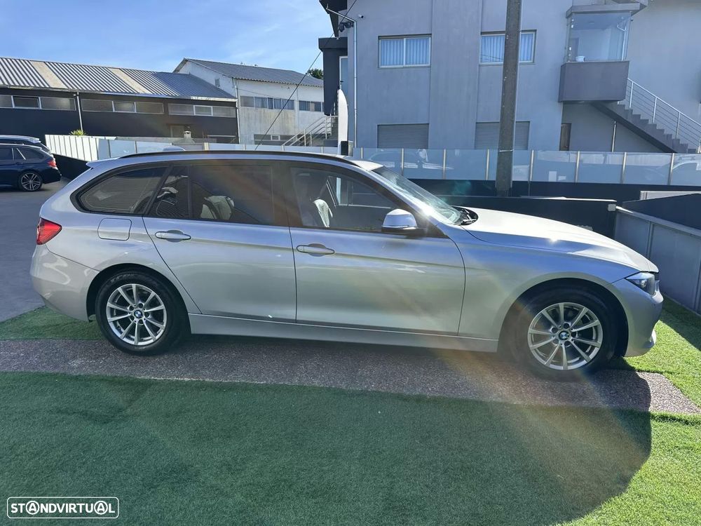BMW 318 d Sport Line - 15