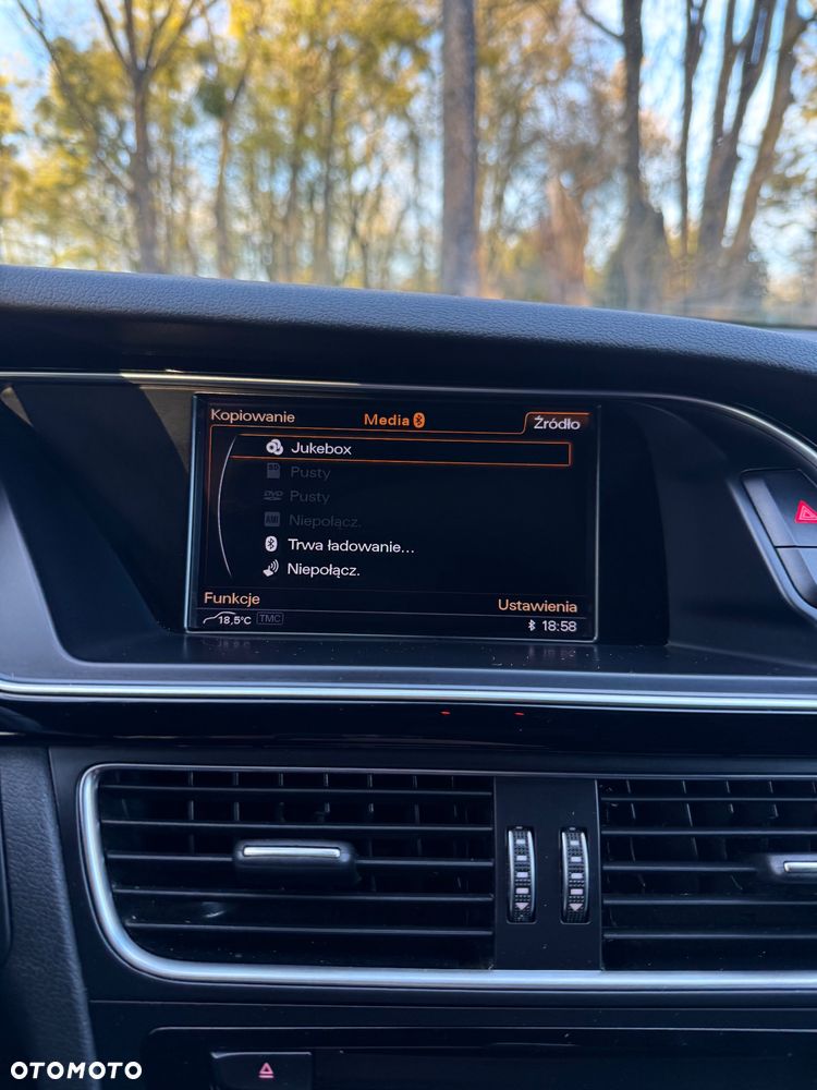 Audi A4 Avant 2.0 TDI DPF clean diesel S line Sportpaket - 17