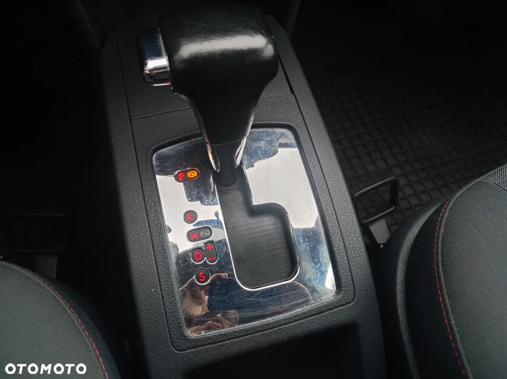 Volkswagen Polo 1.6 Automatik Goal - 11