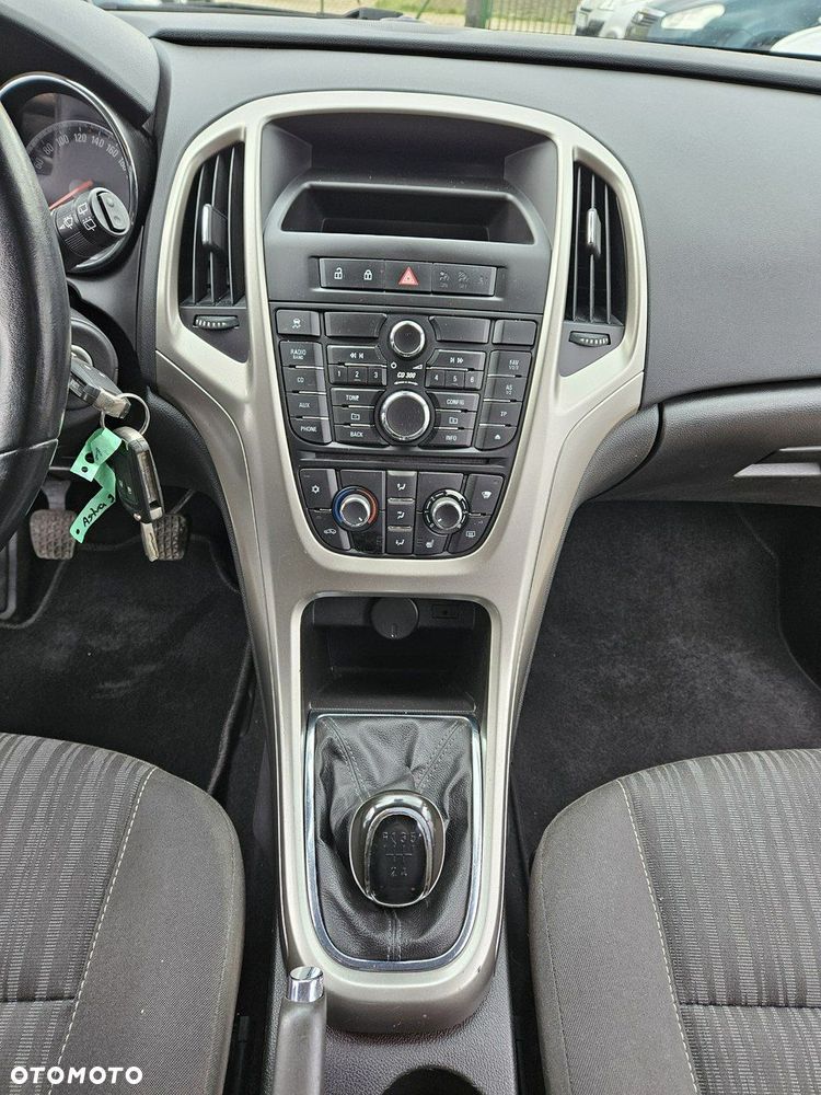 Opel Astra - 17