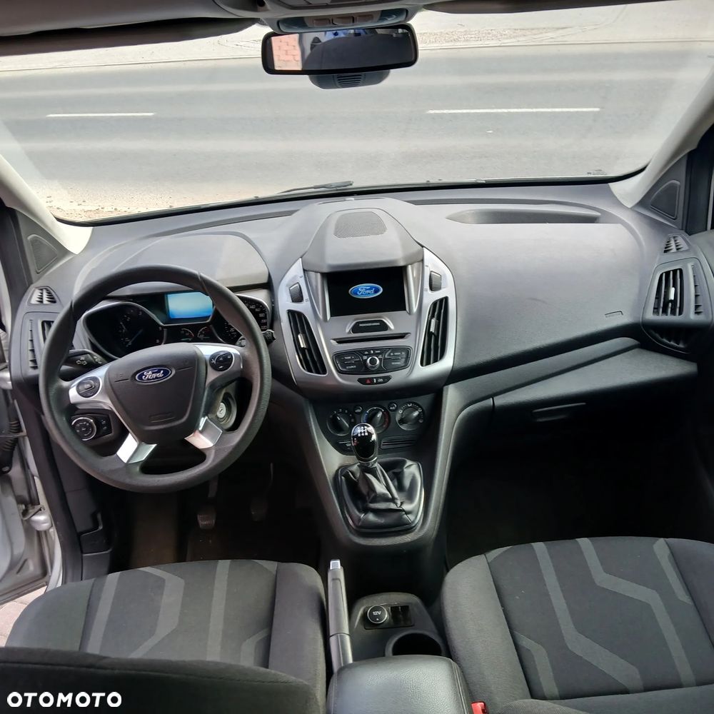 Ford Transit Connect - 13