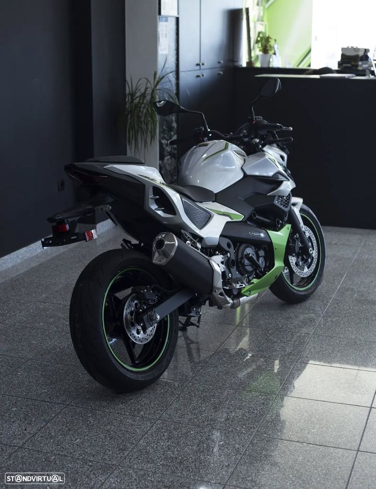 Kawasaki Z 7 - HYBRID - 8