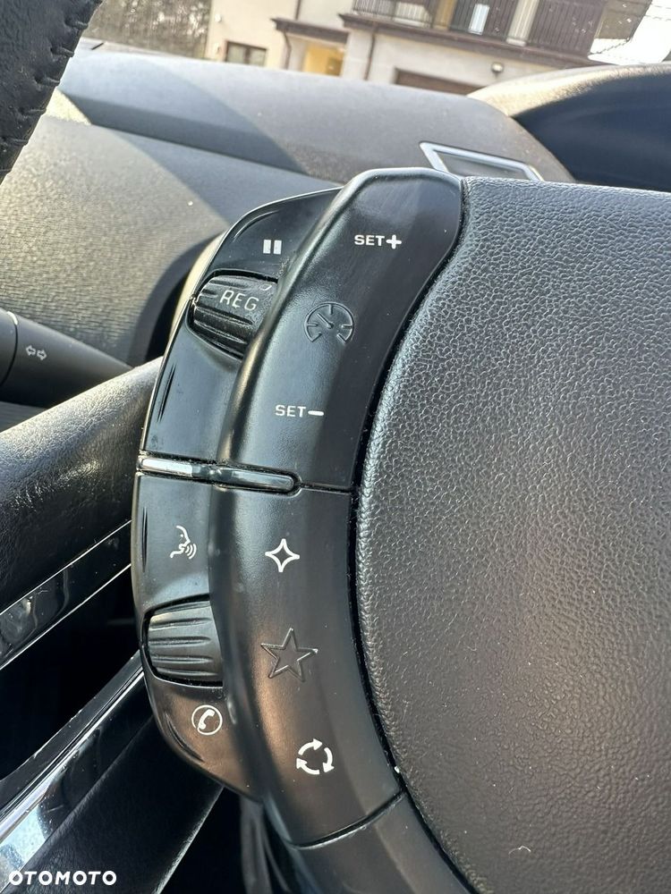 Citroën C4 Picasso - 17