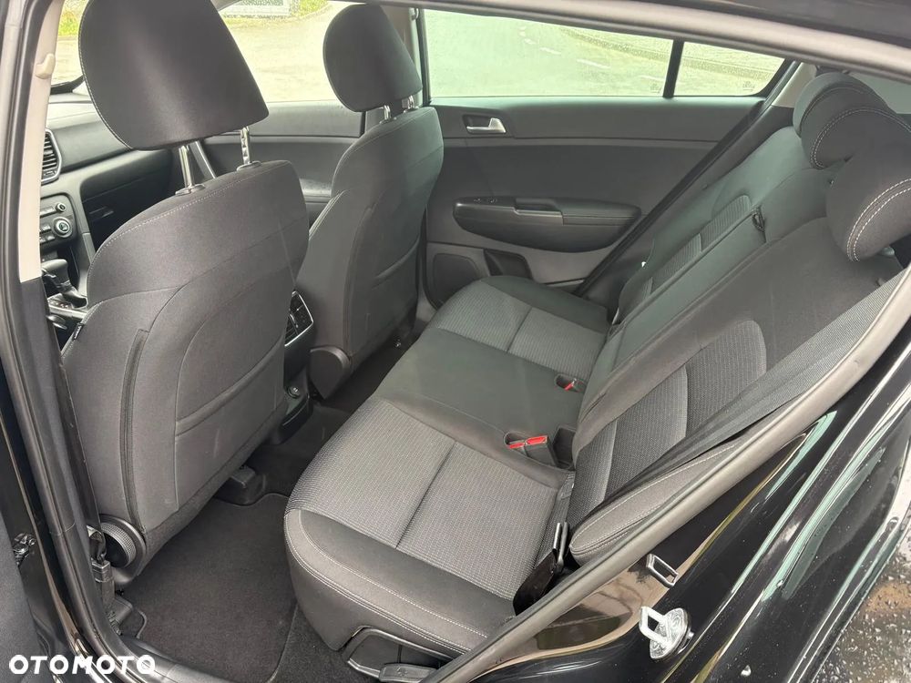 Kia Sportage 1.6 T-GDI AWD DCT Black Edition - 12