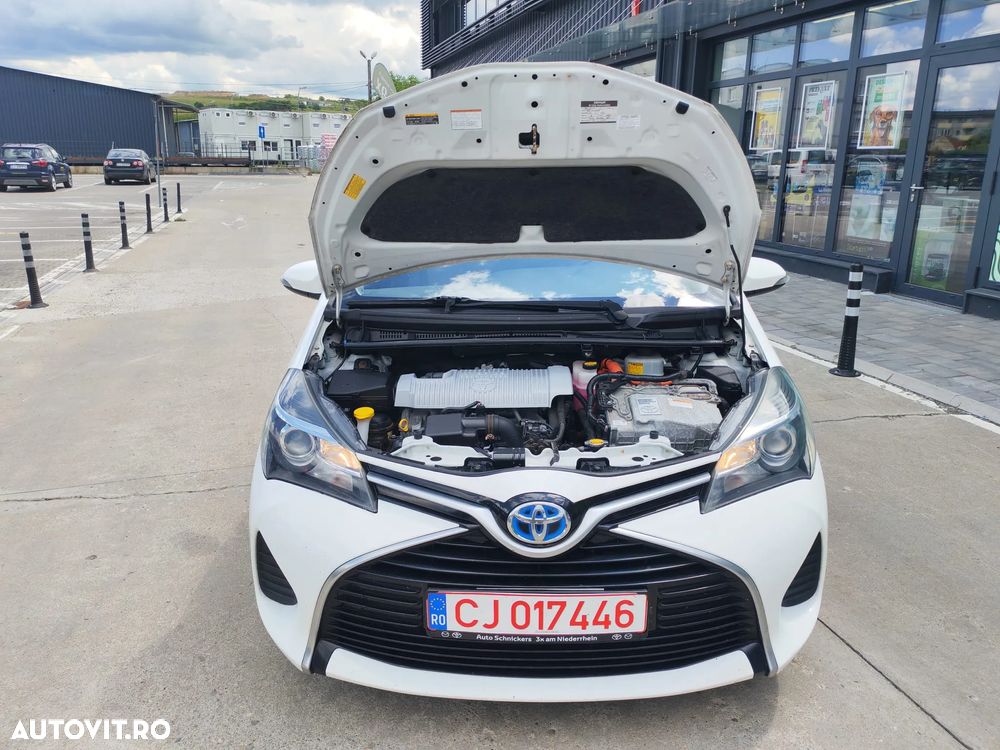 Toyota Yaris 1.5 VVT-i HSD Luna - 10
