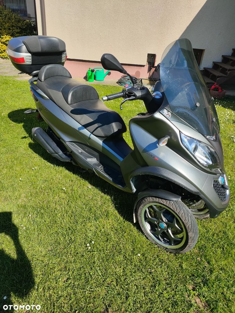 Piaggio MP-3 - 2
