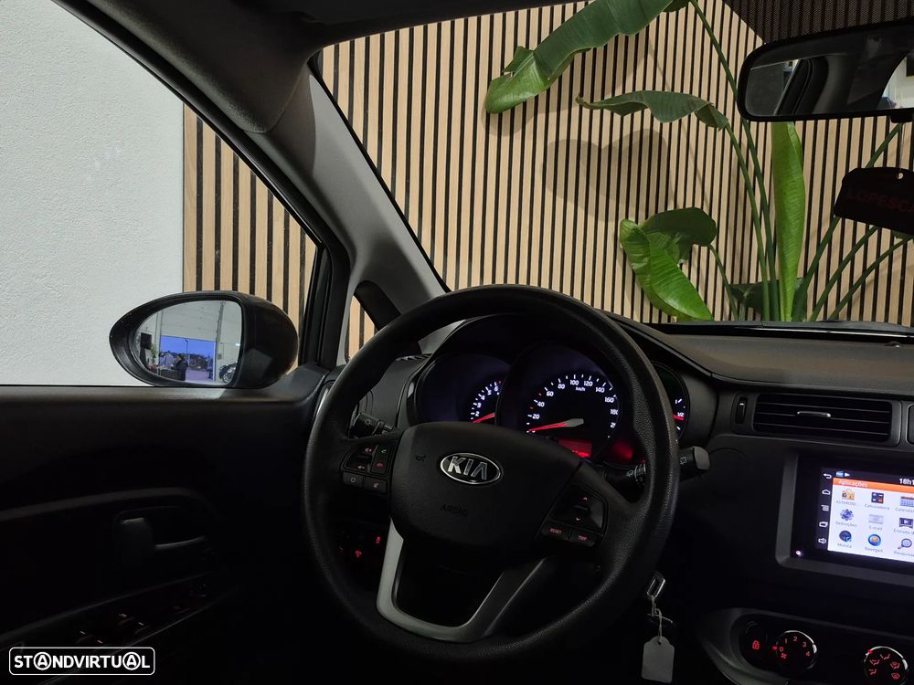 Kia Rio 1.2 CVVT LX - 8