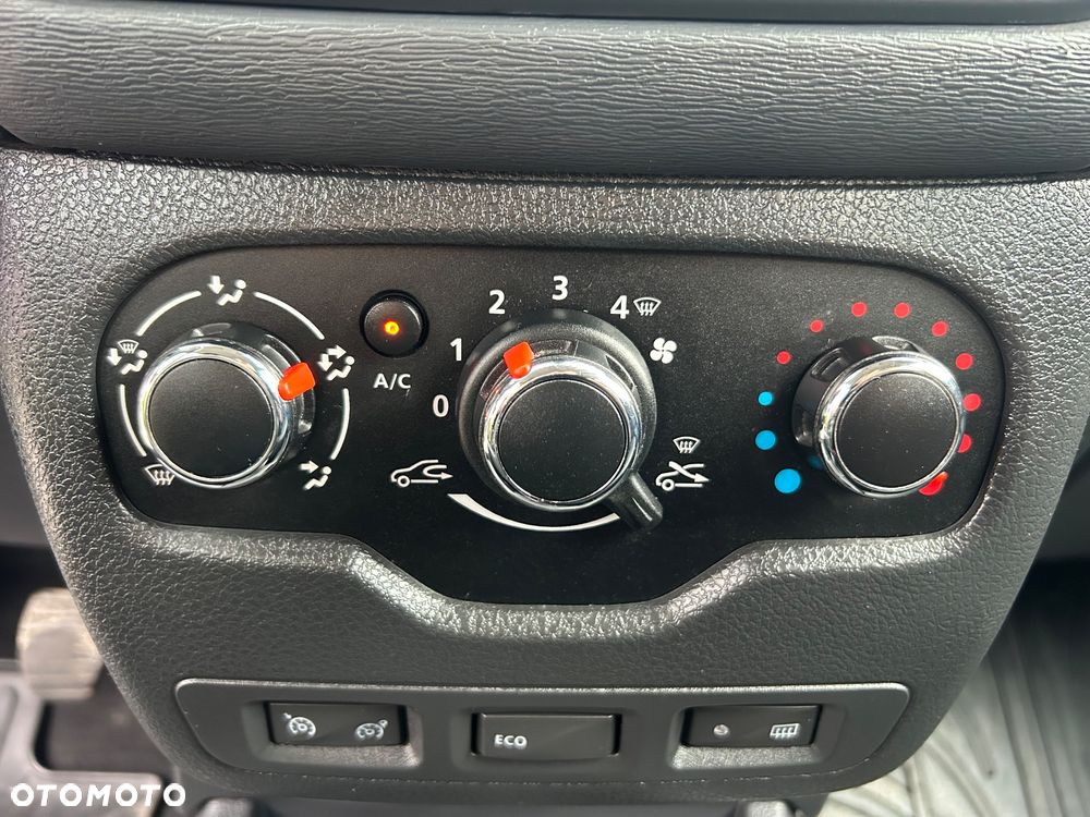 Dacia Lodgy dCi 110 Stepway - 22