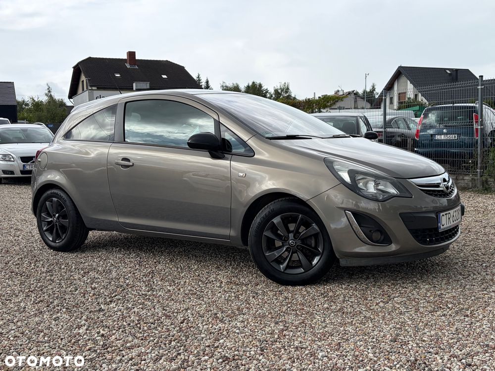 Opel Corsa 1.4 16V Color Edition - 2