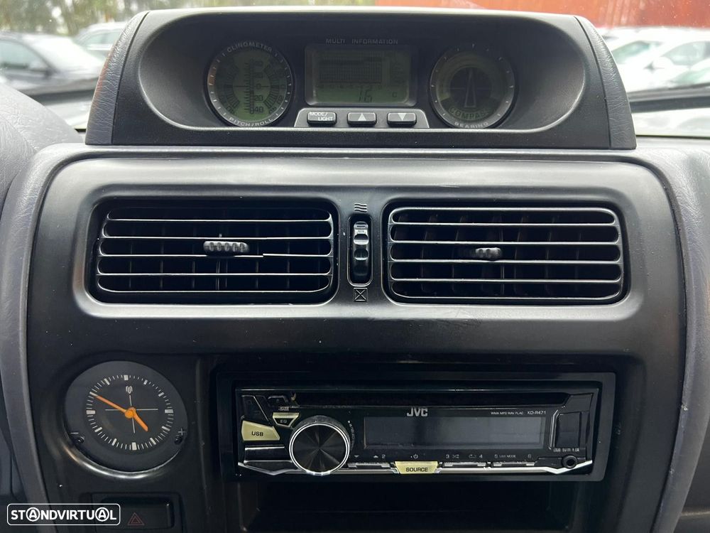 Toyota Land Cruiser 3.0 TD Pack 2 - 26