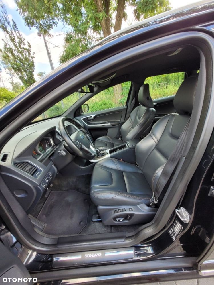 Volvo XC 60 D4 Drive-E Ocean Race - 14