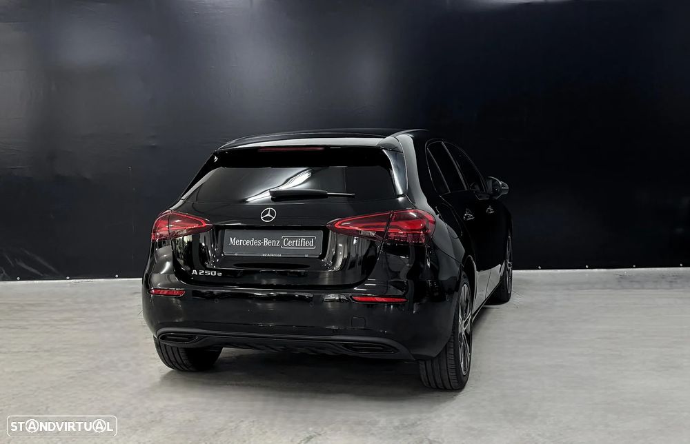 Mercedes-Benz A 250 e Progressive - 2