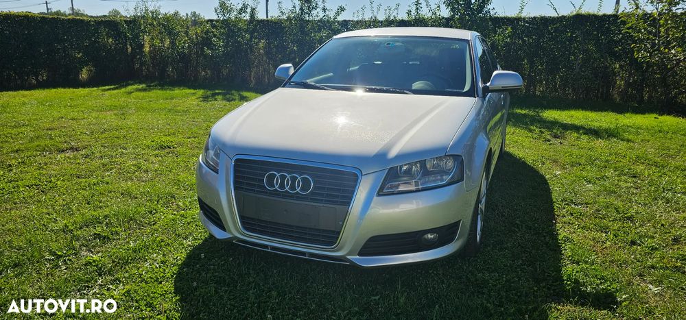 Audi A3 2.0 TDI Sportback DPF Attraction - 2