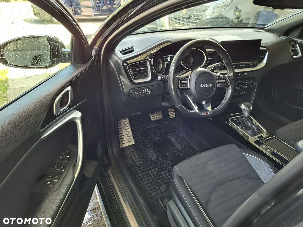 Kia ProCeed - 8