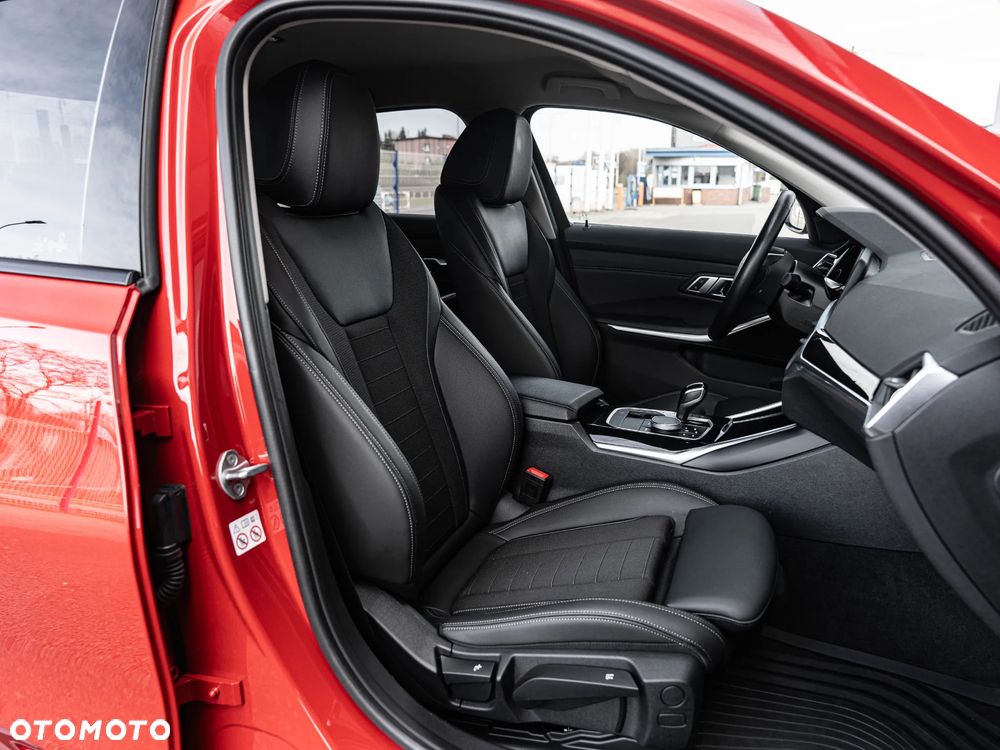 BMW Seria 3 330e Advantage sport - 26