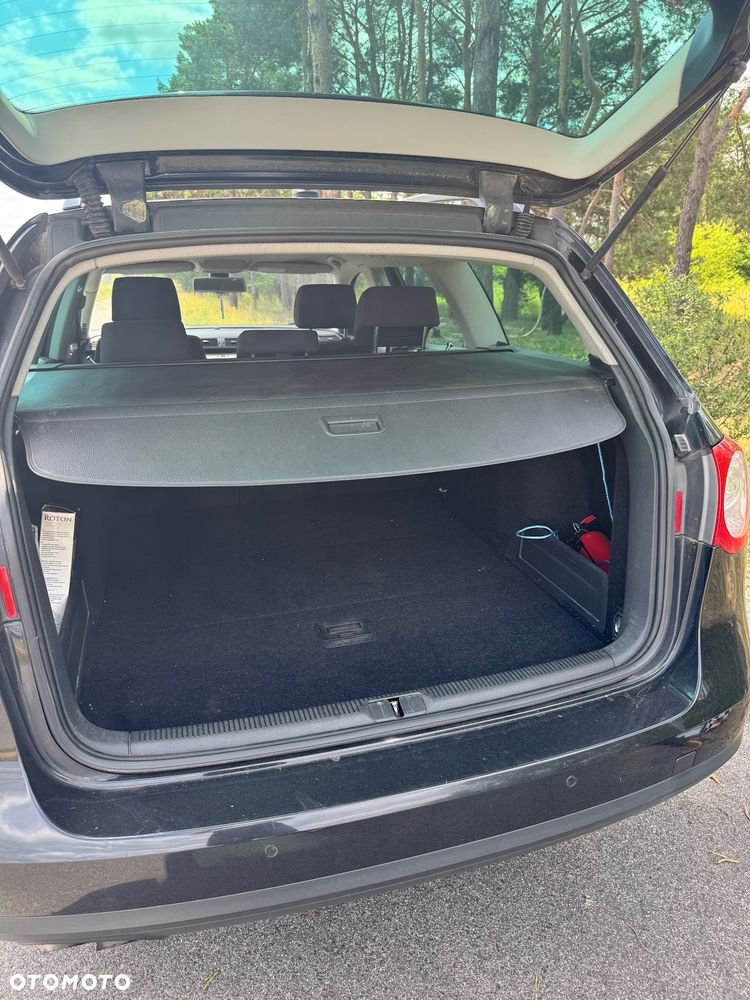 Volkswagen Passat 2.0 TDI Highline - 10