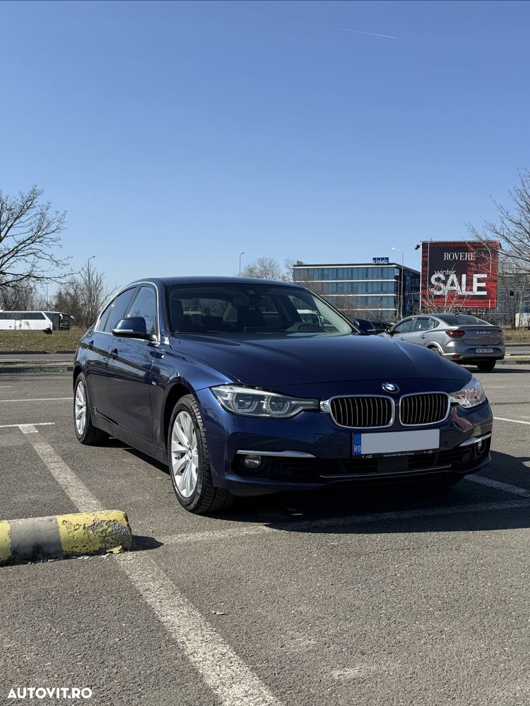 BMW Seria 3 330i xDrive AT Luxury Line - 7