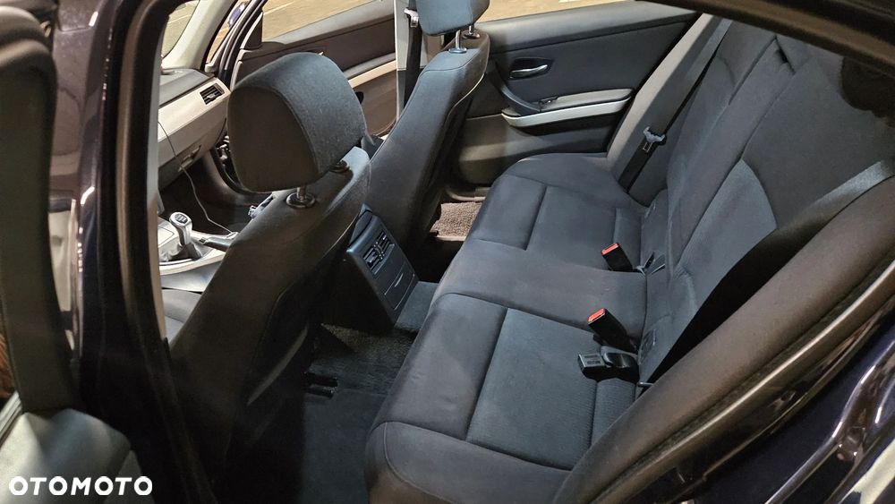 BMW Seria 3 320d DPF - 15