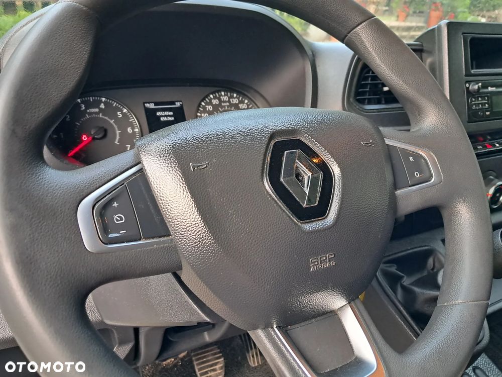 Renault Master - 18