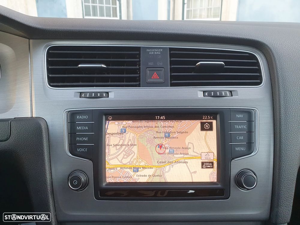 VW Golf 1.6 TDI Confortline - 28