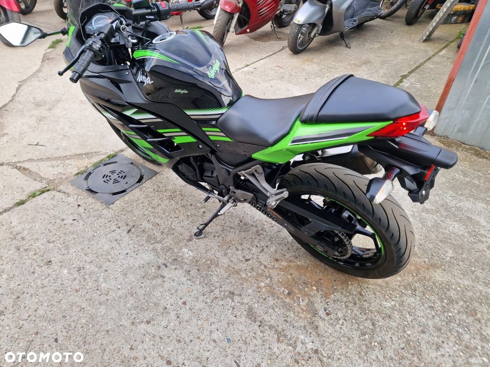 Kawasaki Ninja 300 ABS - 6