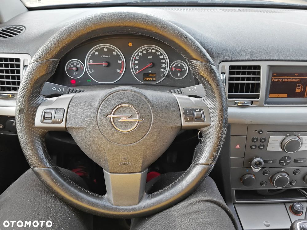 Opel Vectra 1.9 CDTI DPF Cosmo - 6