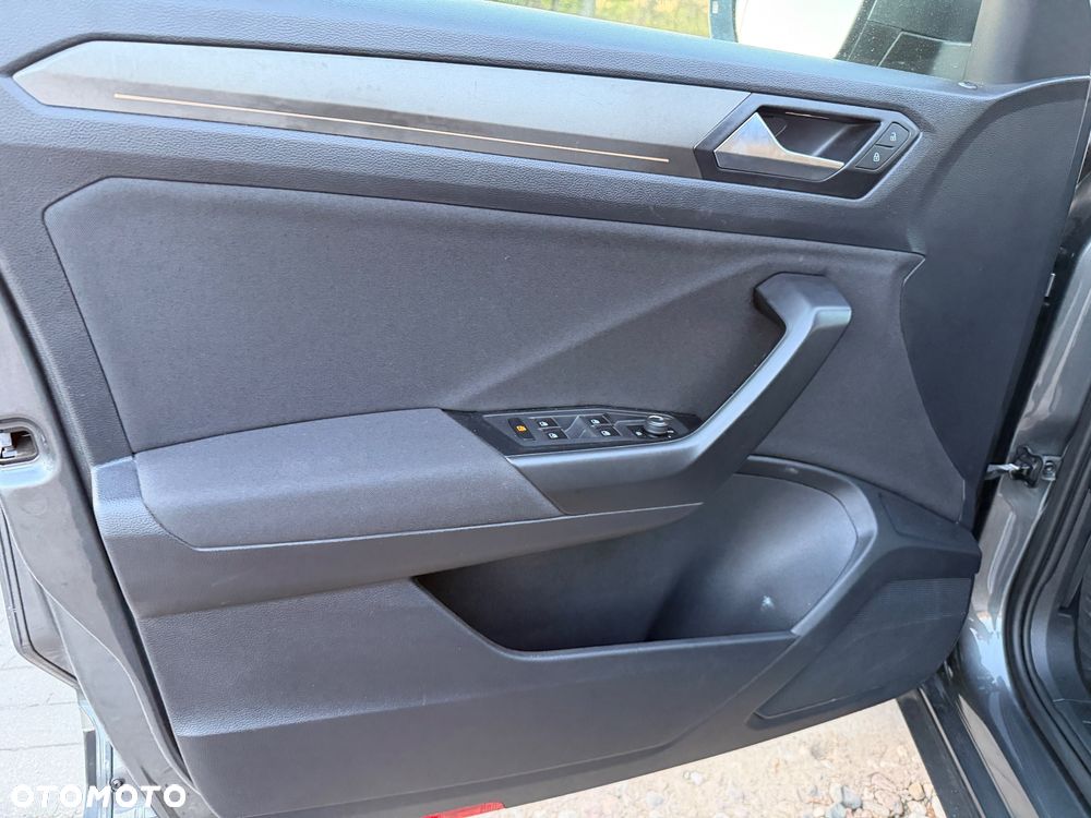 Volkswagen T-Roc 2.0 TDI SCR 4MOTION DSG ACTIVE - 17