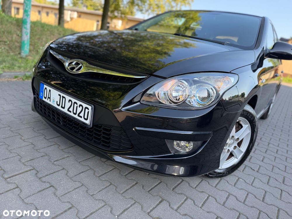 Hyundai i30 i30cw 1.4 UEFA EURO 2012 Edition - 19