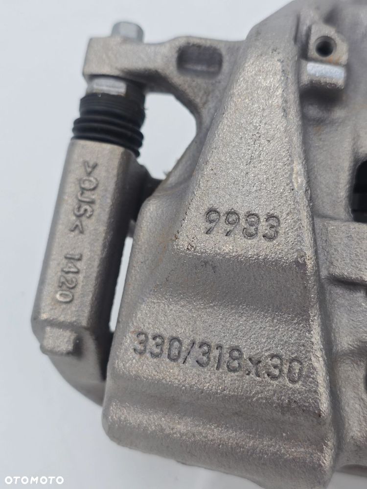 ORYGINALNY ZACISK HAMULCOWY PRAWY PRZÓD MERCEDES BENZ W177 W247 A1774421030 - 8