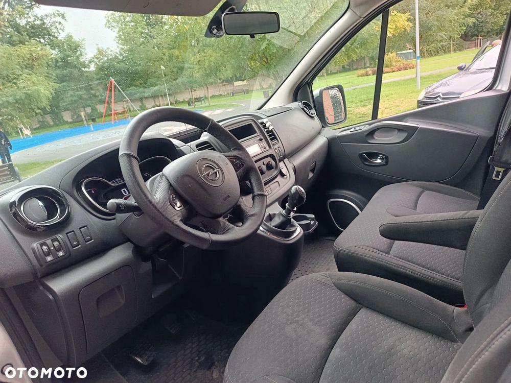 Opel Vivaro L2H1 2,9t Edition - 8