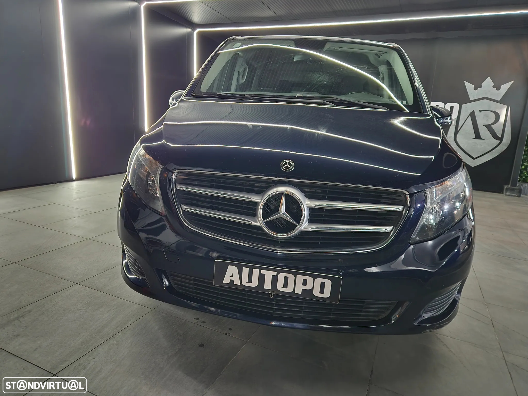 Mercedes-Benz V 220 - 10