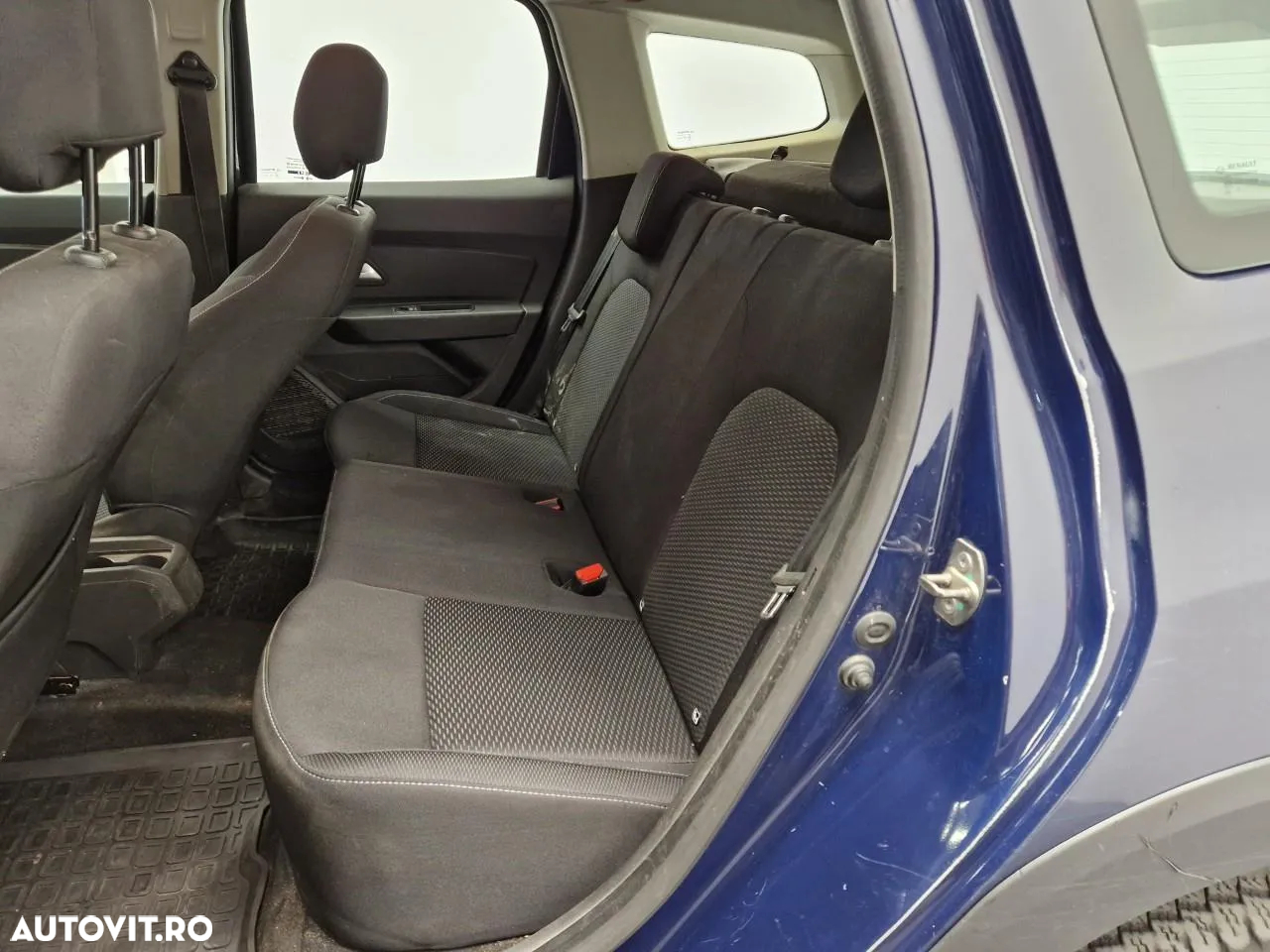 Dacia Duster 1.5 Blue dCi 4WD Comfort - 11
