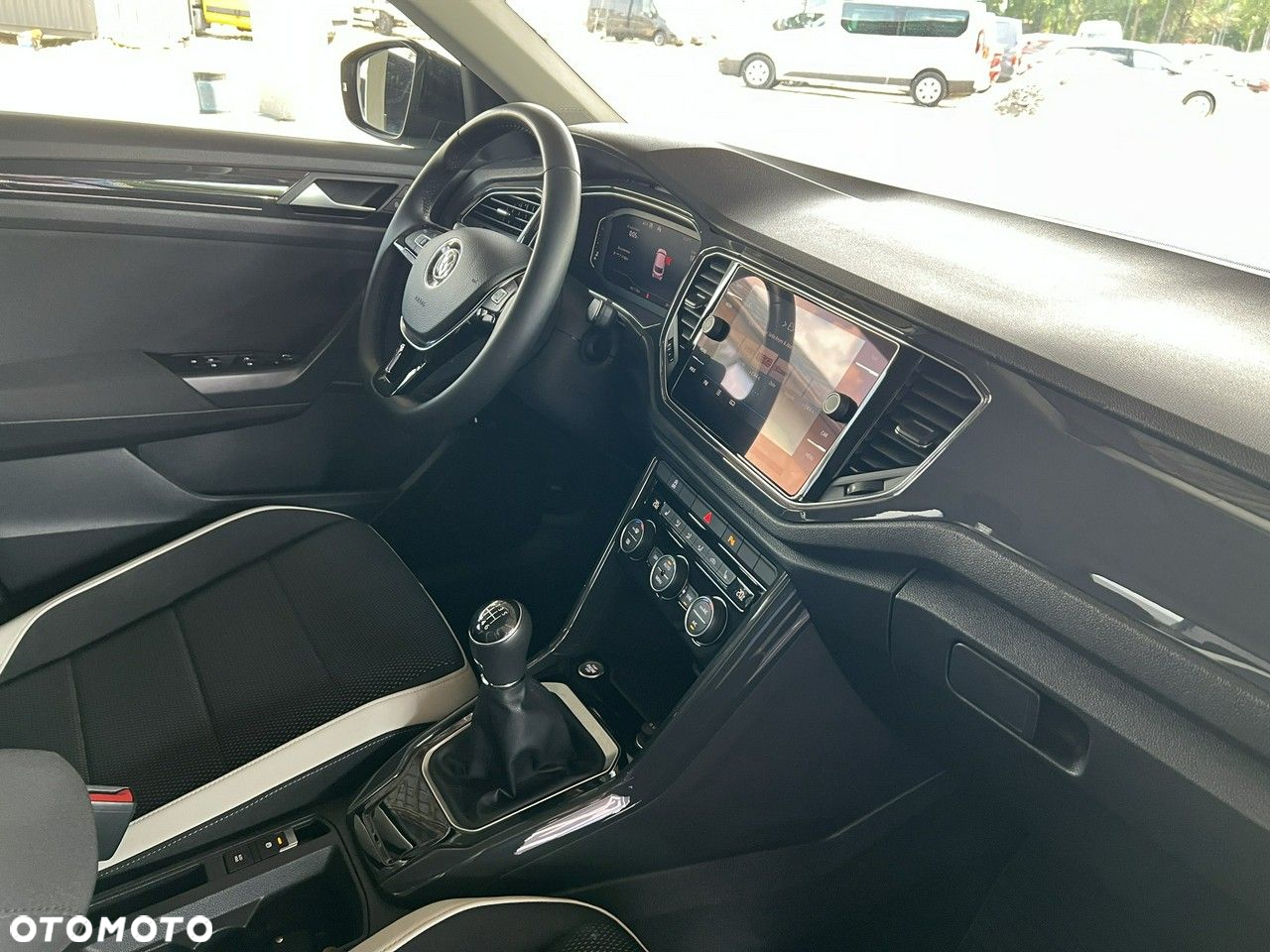 Volkswagen T-Roc 1.5 TSI ACT Premium - 19