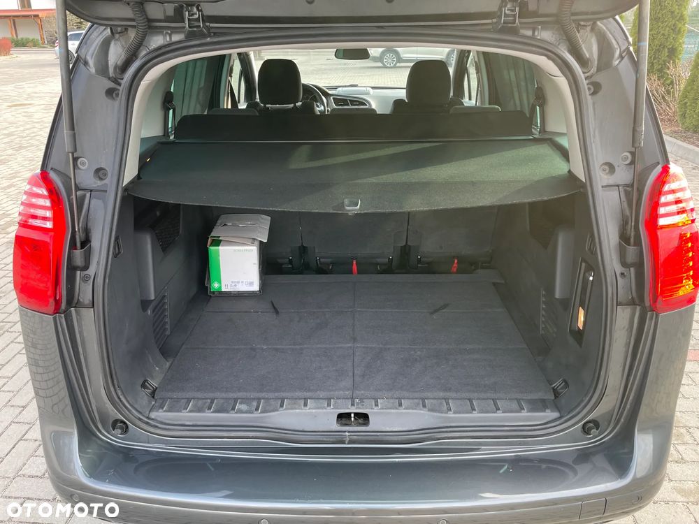 Peugeot 5008 - 22