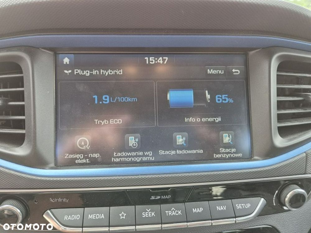 Hyundai IONIQ - 39