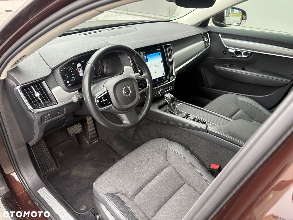 Volvo S90 D4 Momentum Pro - 18