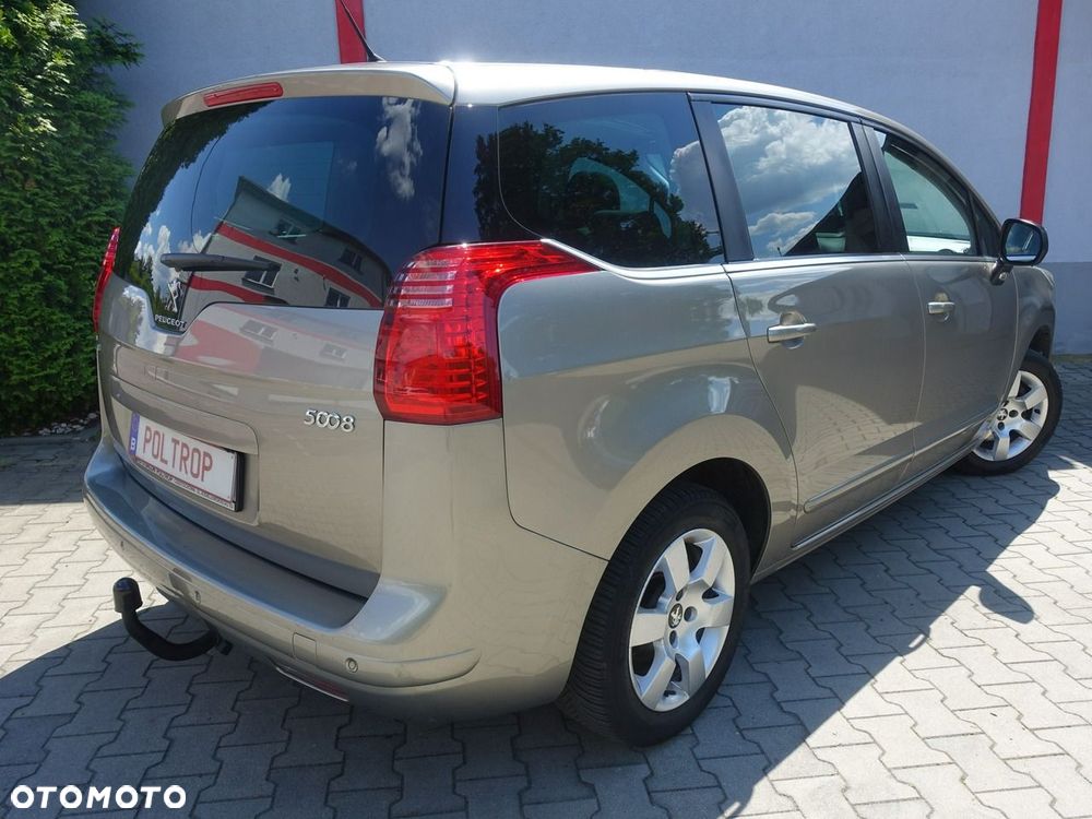 Peugeot 5008 1.2 PureTech Allure S&S - 8