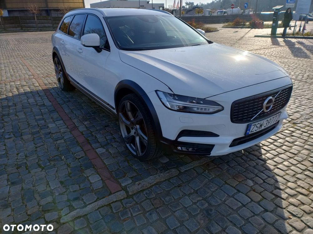 Volvo V90 Cross Country D4 AWD Geartronic Pro - 3
